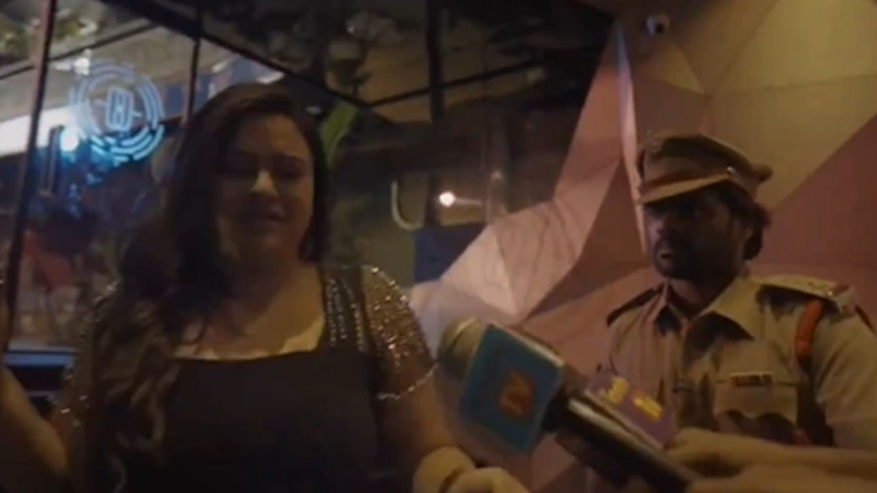 Anchor Rohini: రేవ్ పార్టీలో అడ్డంగా బుక్కైన తెలుగు యాంకర్.. ఏడుస్తున్న వీడియో వైరల్