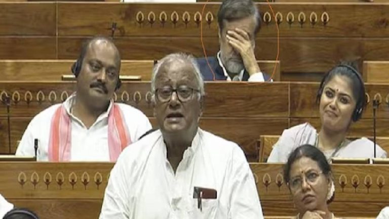 Parliament: బడ్జెట్ పై పార్లమెంట్ లో ఆసక్తికర చర్చ.. హాయిగా నిద్రపోయిన ఎంపీ