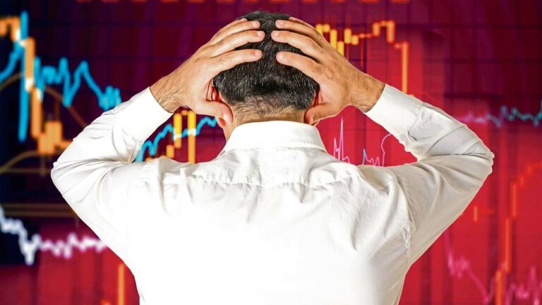 Stock market: భారీ నష్టాల్లో ముగిసిన స్టాక్ మార్కెట్