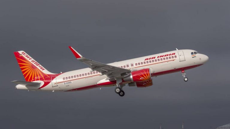 Air India: ఇజ్రాయిల్-ఇరాన్ టెన్షన్.. టెల్ అవీవ్‌కి విమానాలు నిలిపేసిన ఎయిర్ ఇండియా..
