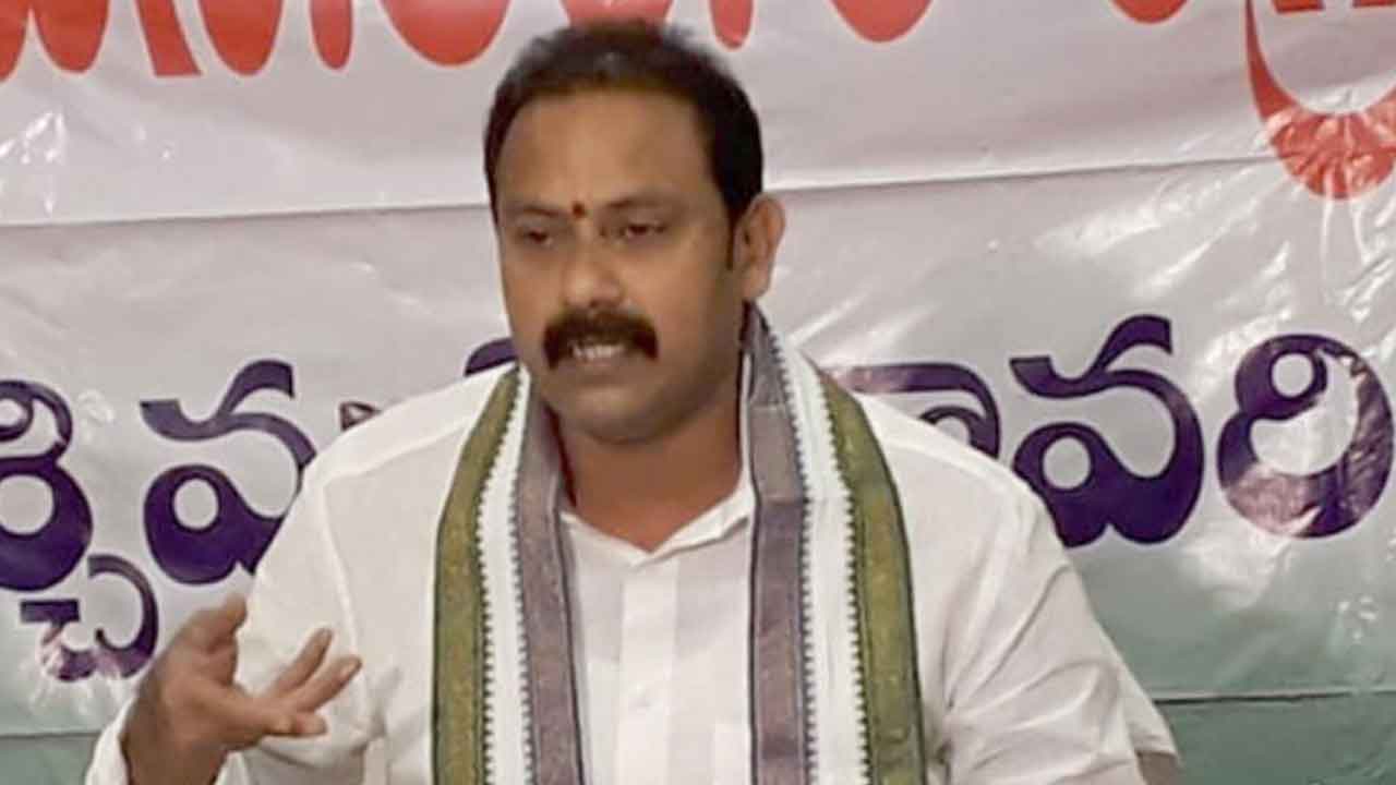 Alla Nani Resigned to YSRCP: వైసీపీకి బిగ్‌ షాక్‌..! మొన్న పదవులకు.. నేడు ప్రాథమిక సభ్యత్వానికి మాజీ మంత్రి రాజీనామా..