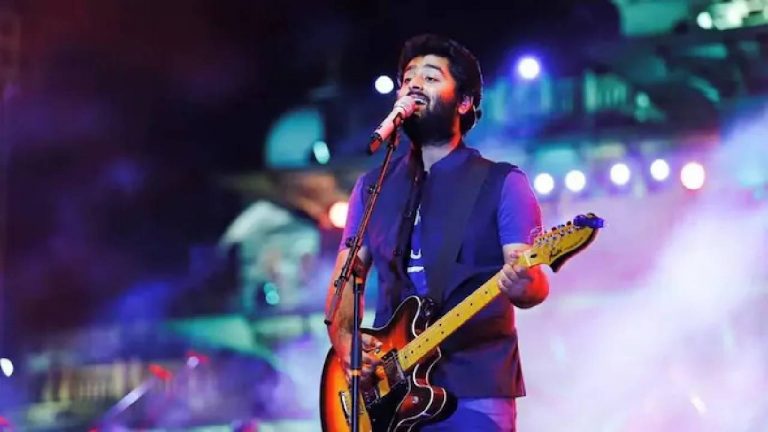 Arijit Singh: బాలీవుడ్ సింగర్ అర్జిత్ సింగ్ కి ఏమైంది..? తీవ్ర ఆందోళనలో ఫ్యాన్స్