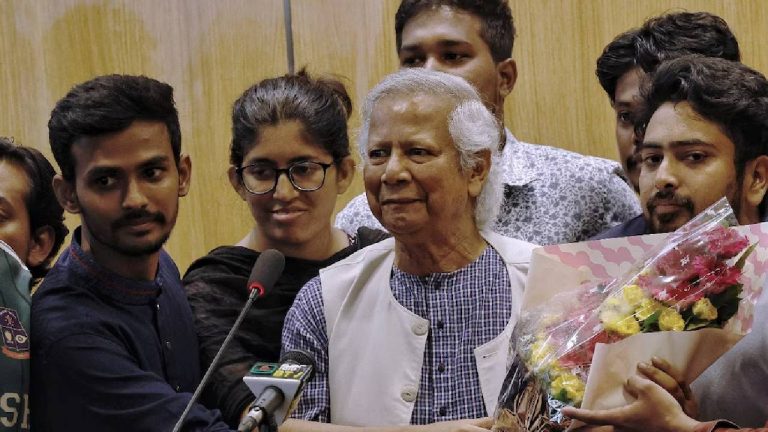 Bangladesh: మధ్యంతర ప్రభుత్వాన్ని నడిపే 16 మంది వీరే..విద్యార్థి నాయకులకు చోటు