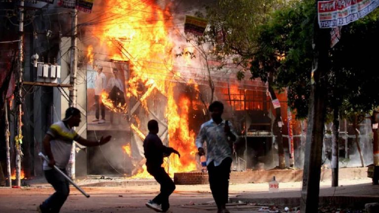 Bangladesh Violence: షేక్ హసీనా రాజీనామా తర్వాత 232 మంది మృతి..