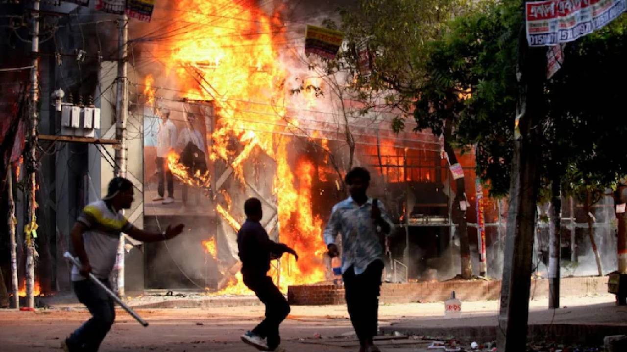 Bangladesh Violence: షేక్ హసీనా రాజీనామా తర్వాత 232 మంది మృతి..