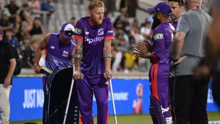 Ben Stokes: ఇంగ్లండ్‌కు భారీ షాక్.. కర్రల సాయంతో నడుస్తున్న బెన్ స్టోక్స్!
