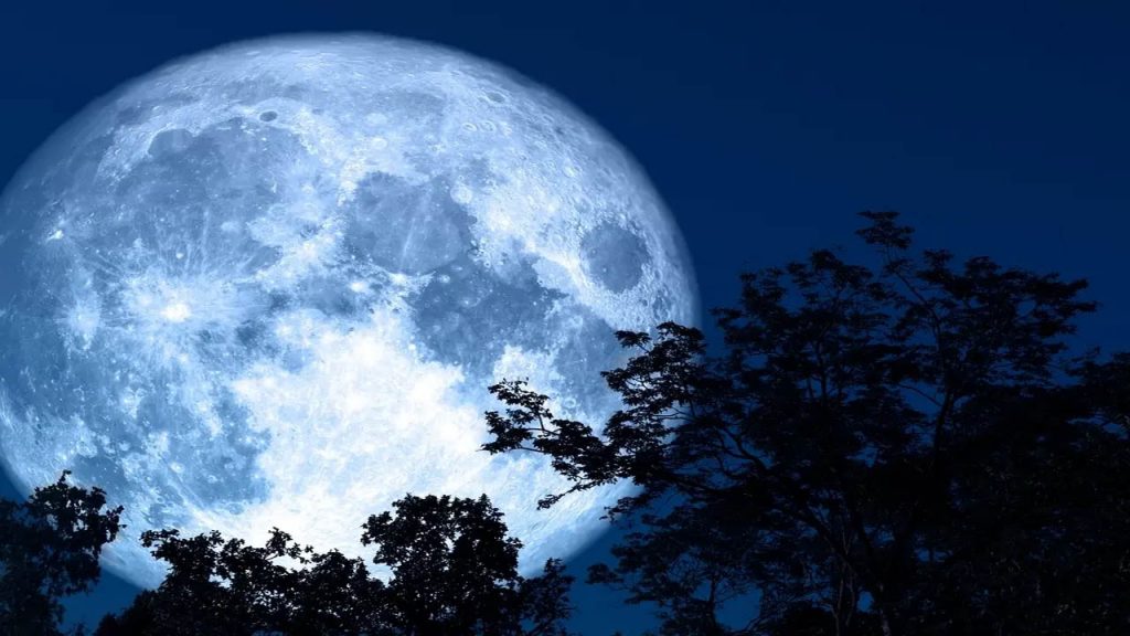 Blue Supermoon 2024 Copy