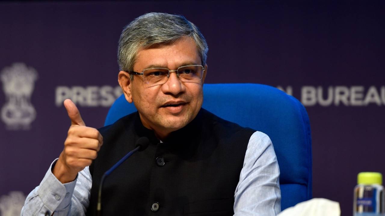 Cabinet Decisions: 12 కొత్త స్మార్ట్ సిటీలు,10 లక్షల మందికి ఉద్యోగాలు.. కేబినెట్ నిర్ణయం..