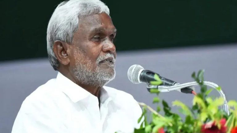 Champai Soren: జార్ఖండ్‌ రాజకీయాల్లో కీలక పరిణామం.. బీజేపీలోకి మాజీ సీఎం చంపై సోరెన్!