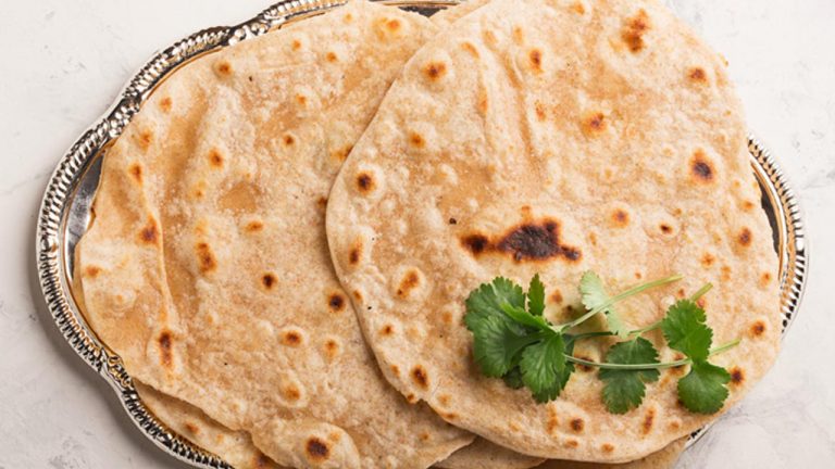 Weight Loss Tips: బరువు తగ్గడం కోసం చపాతీలు తింటున్నారా.. రోజూ ఎన్ని తినాలంటే..?