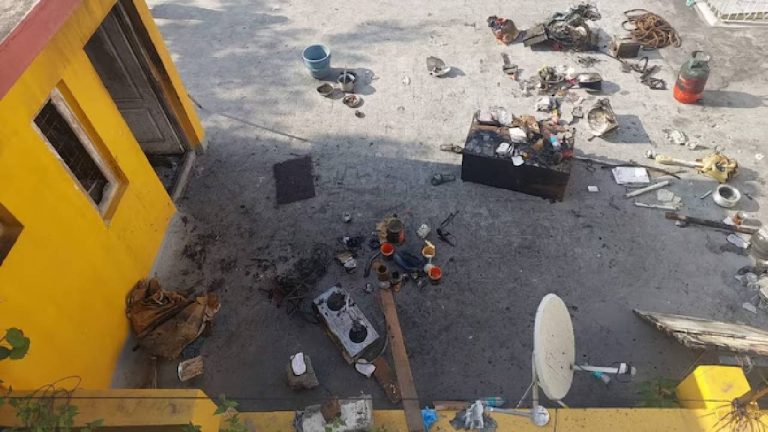 Cooker blast: బెంగళూర్‌లో కుక్కర్ పేలుడు.. ఉగ్రవాద కోణంలో దర్యాప్తు..