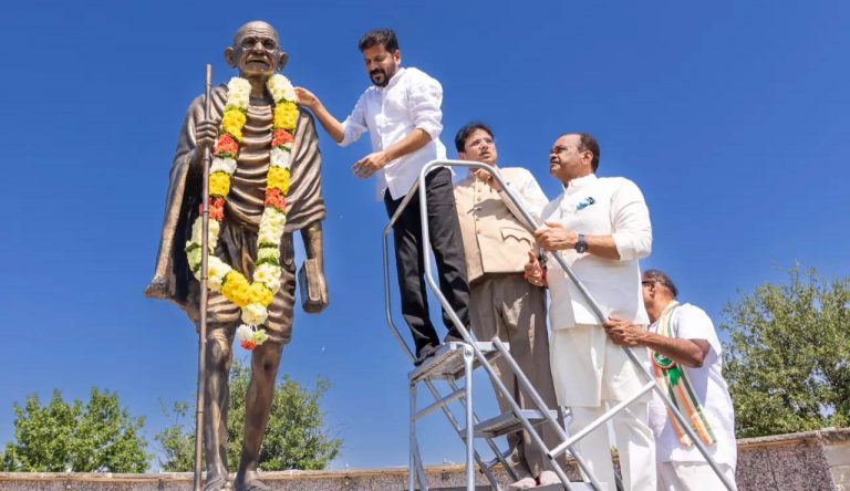 CM Revanth Reddy: డల్లాస్ లో సీఎం రేవంత్‌ రెడ్డి.. హైదరాబాద్ లో ఛార్లెస్ స్క్వాబ్ కంపెనీపై చర్చ..