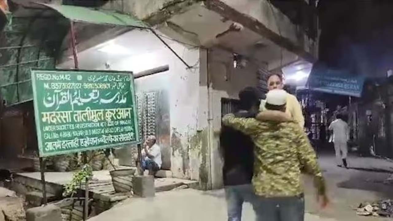 Crime: మదర్సాలో షాకింగ్ ఘటన.. సెలవు కోసం 5 ఏళ్ల చిన్నారి హత్య!.. నిందితులు 11, 9ఏళ్ల చిన్నారులే..