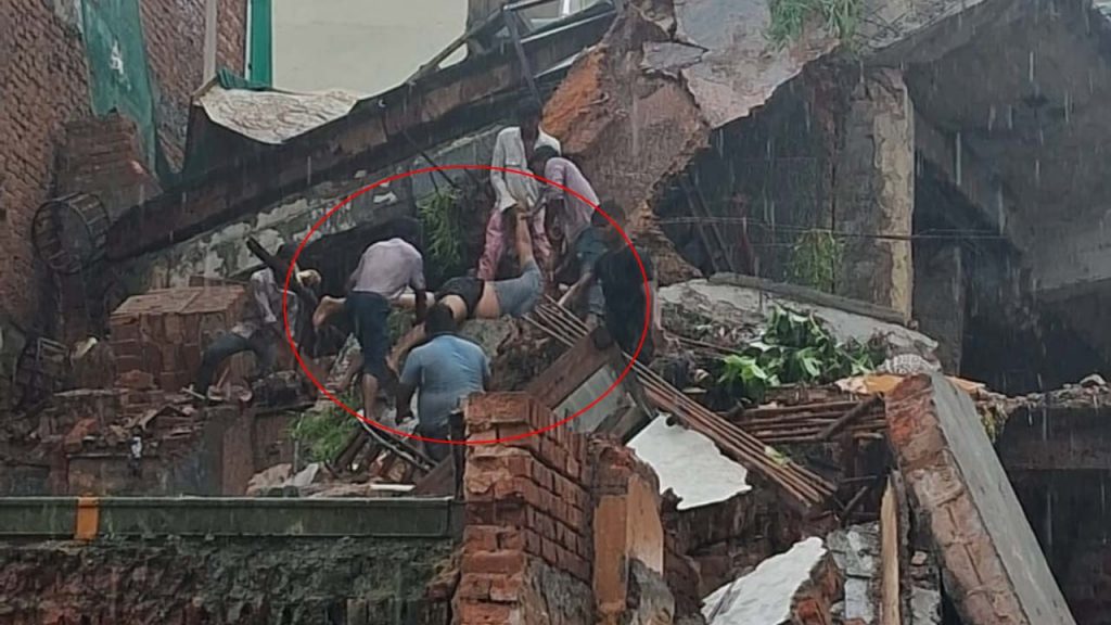 Delhibuildingcollapses