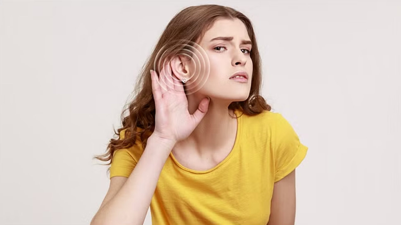 Ear buds: ఇయర్‌బడ్స్ చాలా సమయం వినియోగిస్తున్నారా..? డబ్ల్యూహెచ్⁭వో హెచ్చరిక