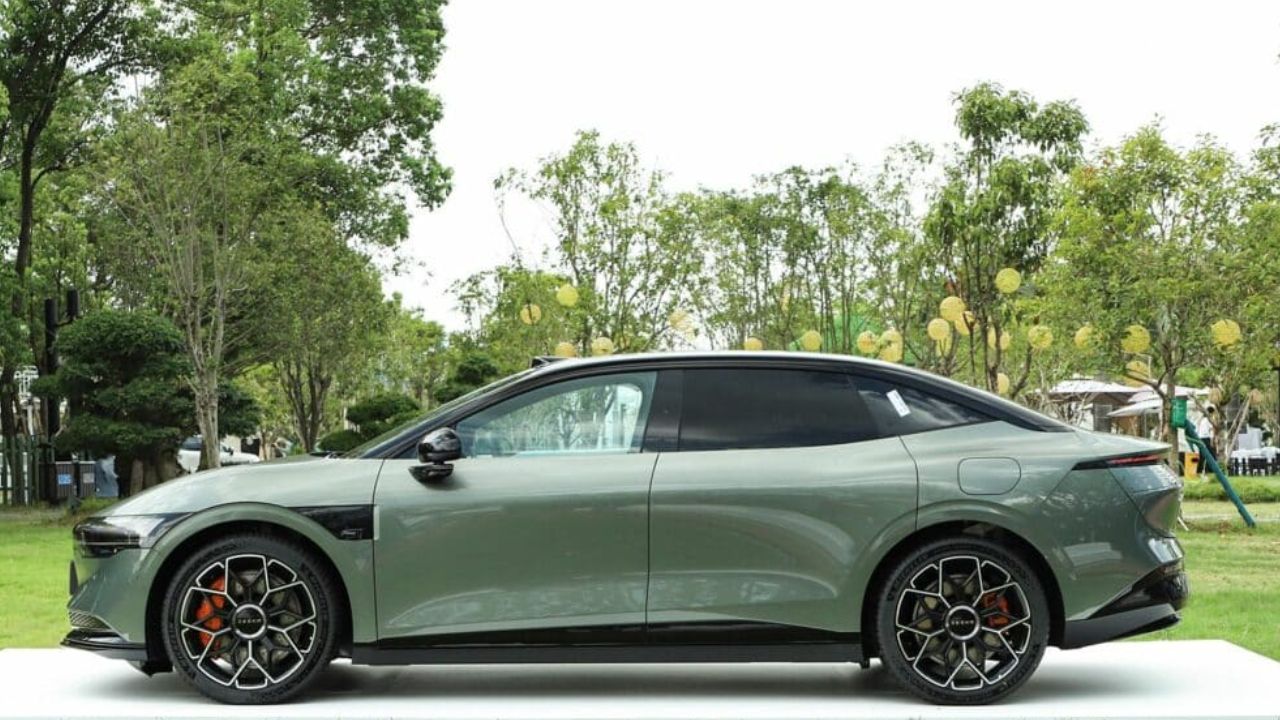 Fastest Charging Battery: టెస్లా కంటే వేగవంతమైన బ్యాటరీ.. పదిన్నర నిమిషాల్లో ఛార్జింగ్‌! 870 కిమీ ప్రయాణం