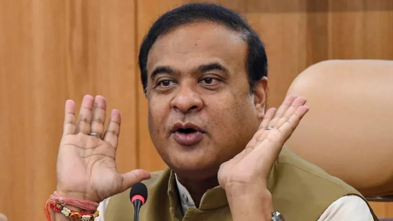 Himanta Biswa Sarma: తగ్గుతున్న హిందూ జనాభా.. అస్సాం భవిష్యత్తు ప్రమాదంలో ఉంది..