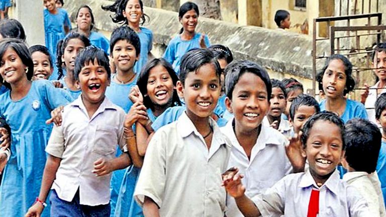 Holidays : సెప్టెంబర్ లో స్కూళ్లకు సెలవులు!.. ఎన్ని రోజులంటే..