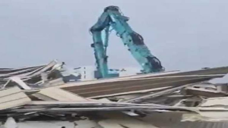 Hyderabad Ponds: 18 చోట్ల కూల్చివేతలు.. 43 ఎకరాల ప్రభుత్వ భూమి రికవరీ! ప్రముఖుల లిస్ట్ ఇదే