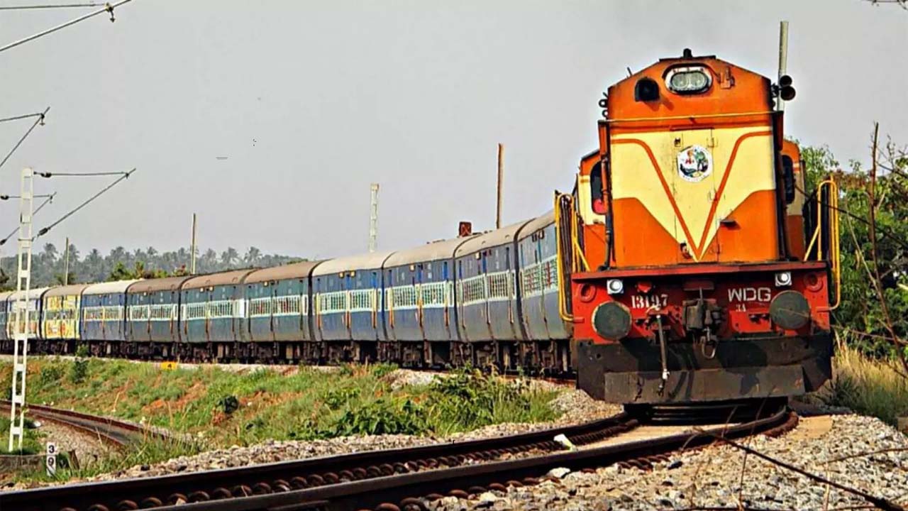 Indian Railway: దేశంలోనే నాన్ స్టాప్ రైలు.. 6 గంటల్లోనే 493 కి.మీల జర్నీ..!