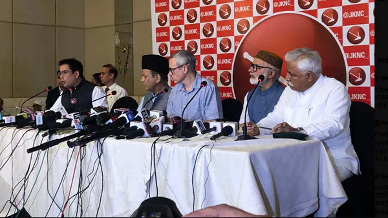 JK assembly polls: ఫ్రీగా 12 గ్యాస్‌ సిలిండర్లు, ఆర్టీసీ బస్సు.. నేషనల్ కాన్ఫరెన్స్ మేనిఫెస్టో విడుదల