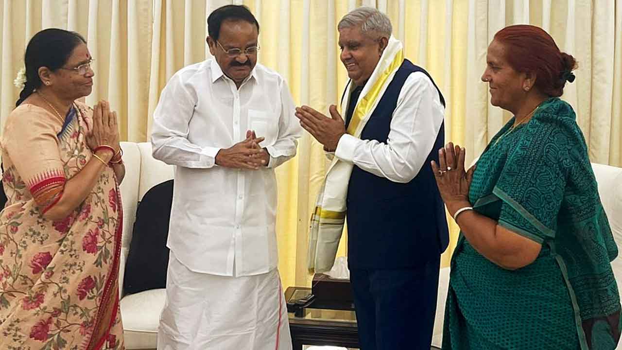 Vice President Jagdeep Dhankhar: మాజీ ఉప రాష్ట్రపతి వెంకయ్యపై ఉప రాష్ట్రపతి జగదీప్ ధన్కర్ ప్రశంసలు..