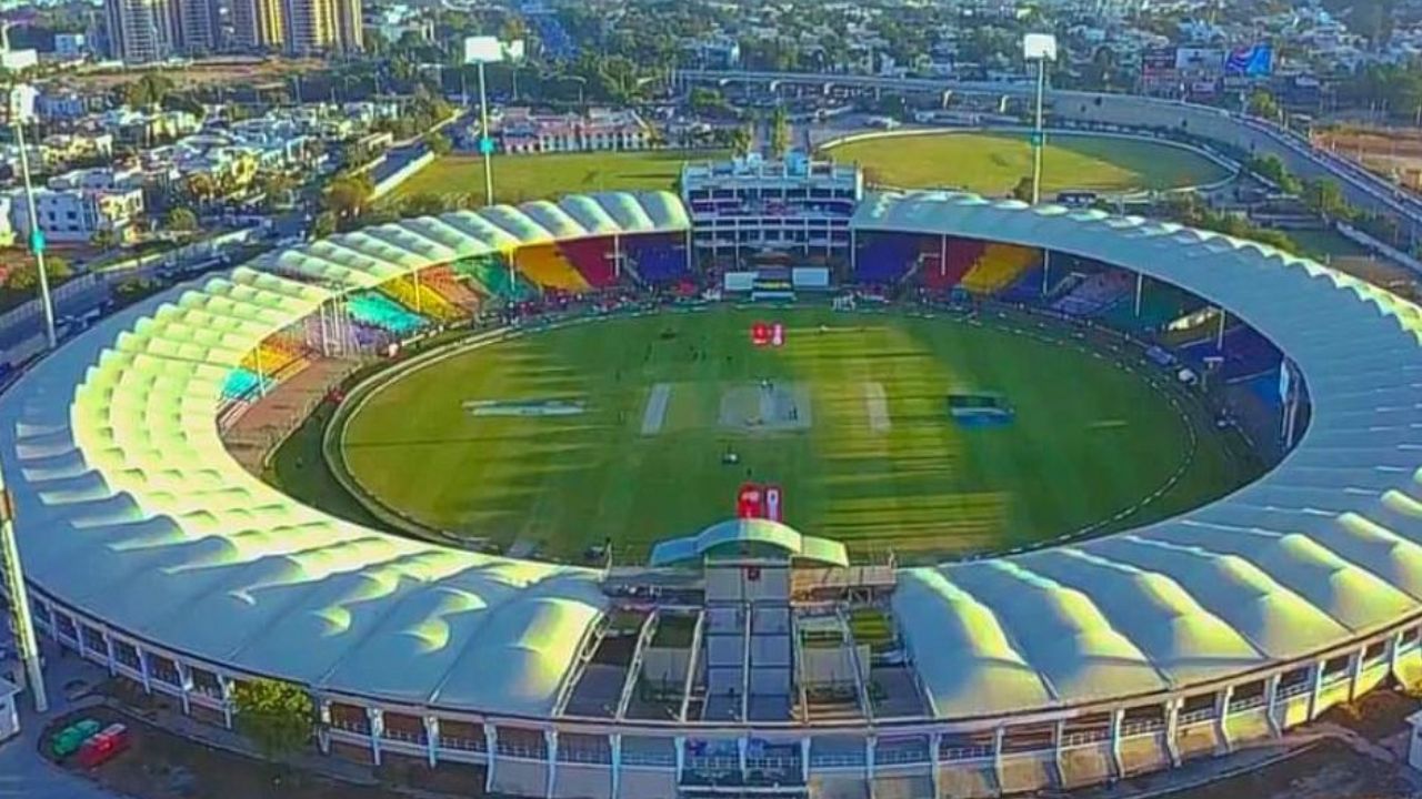 Ticket Price: అభిమానులకు బంపర్ ఆఫర్.. టికెట్ ధర కేవలం 15 రూపాయలే!