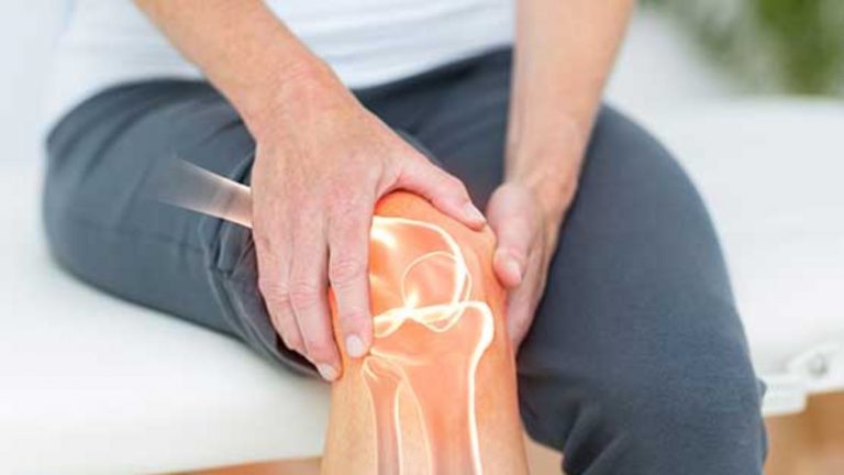 Knee Pain: చలికాలంలో మోకాళ్ల నొప్పులు అధికమవుతున్నాయా? ఈ జాగ్రత్తలు పాటించండి..