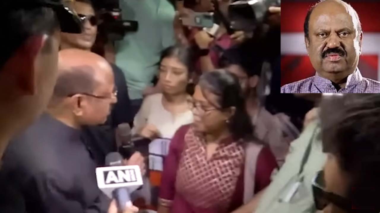 Kolkata Doctor Case: డాక్టర్ల నిరసనకు గవర్నర్ సంఘీభావం.. ఆస్పత్రి దగ్గరకు వెళ్లి మద్దతు