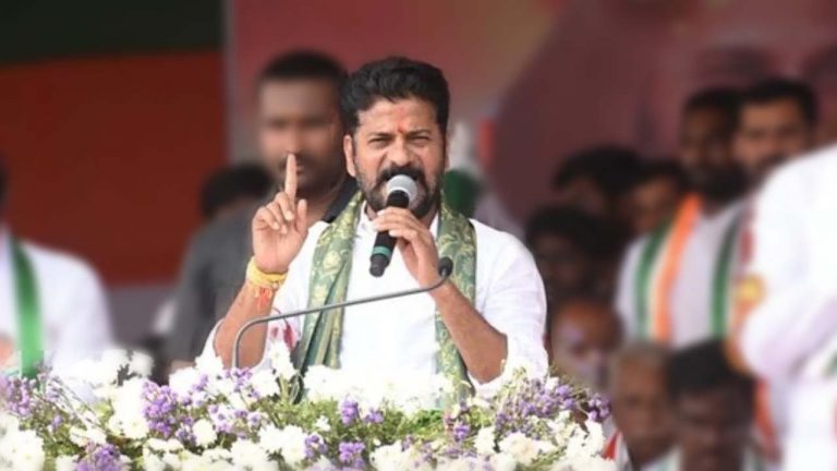 LB Stadium: నేడు దద్దరిల్లనున్న ఎల్బీ స్టేడియం.. 30 వేల మంది ఉపాధ్యాయులతో సీఎం సభ..