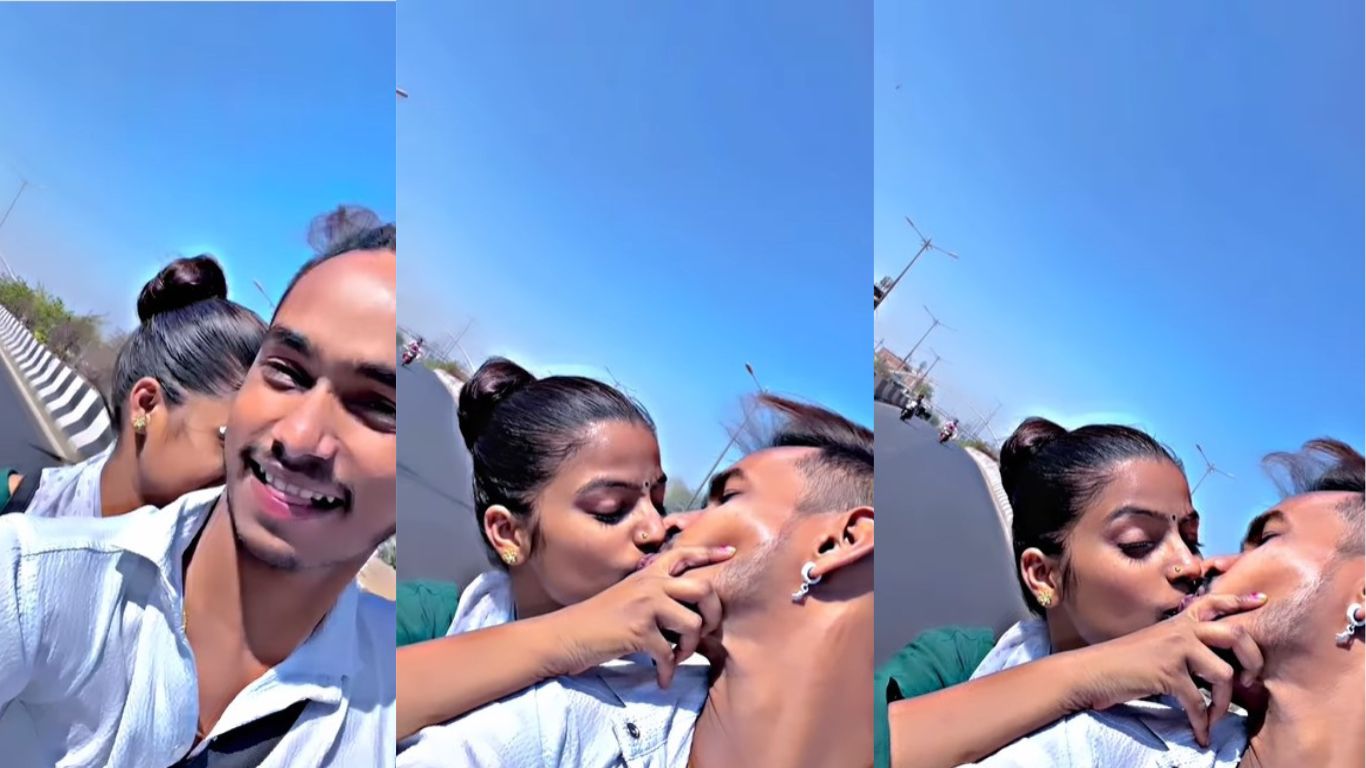 Lovers On Bike: ఛీ.. ఛీ.. పట్టపగలు ప్రేమికులు నడిరోడ్డుపై బరితెగించారుగా..