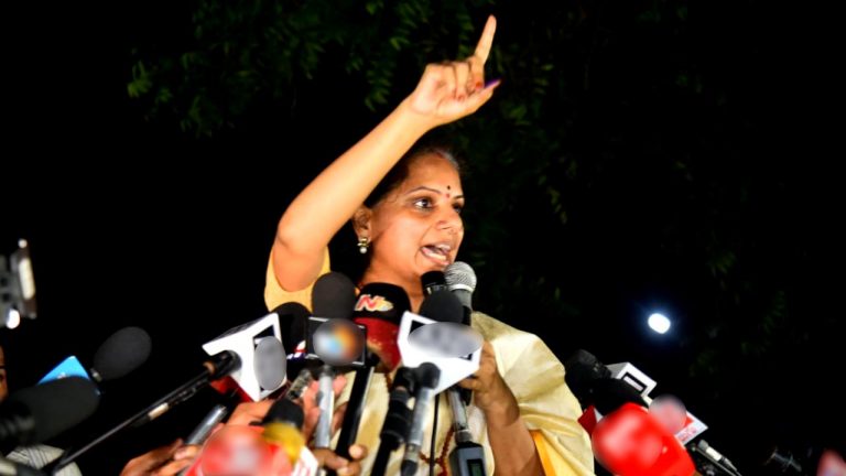 MLC Kavitha: నేడు హైదరాబాద్‌ రానున్న కవిత.. ఎన్ని గంటలకు అంటే..