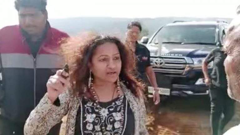 Pooja Khedkar Mother: పూజా ఖేద్కర్ తల్లికి రిలీఫ్..! బెయిల్ మంజూరు