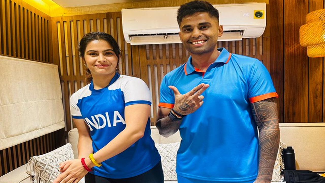 Suryakumar-Manu Bhaker: సూర్యకుమార్⁭తో మను భాకర్.. ఫొటో వైరల్