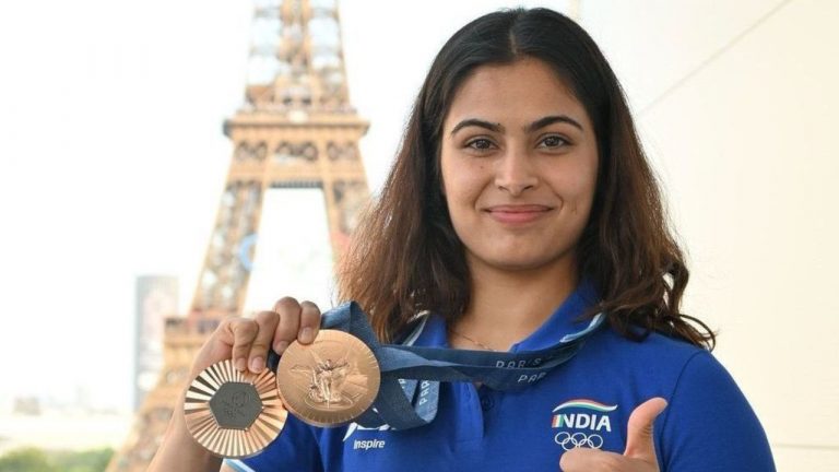 Manu Bhaker: స్వదేశానికి చేరుకున్న మను బాకర్‌.. ఢిల్లీలో ఘన స్వాగతం! శనివారం మళ్లీ పారిస్‌కు
