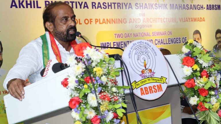 Minister Satya Kumar Yadav: అంతా ప్రభుత్వ ఉద్యోగులే కావాలంటే సాధ్యం కాదు..!