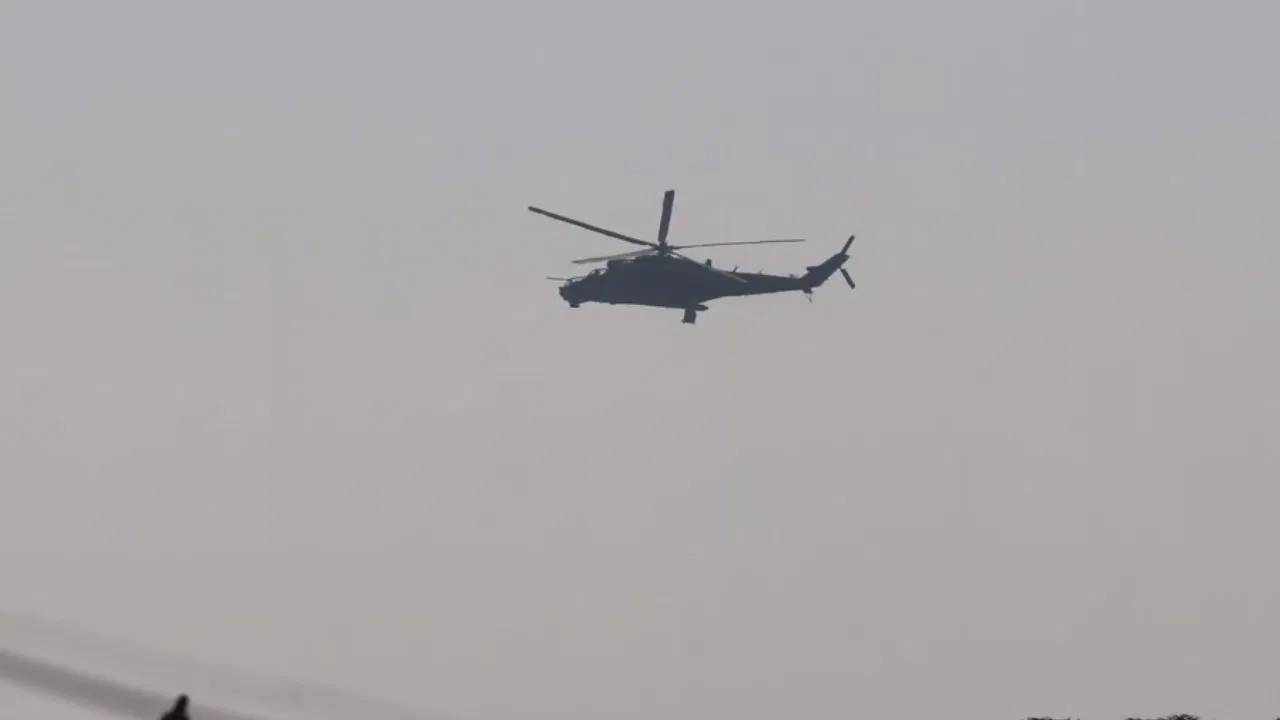 Helicopter Crash : ఆస్ట్రేలియాలో హోటల్ పైకప్పుపై కూలిన హెలికాప్టర్