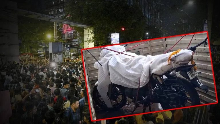 Kolkata Rape Case: సంజయ్ రాయ్ బైక్ పై కోల్‌కతా పోలీస్.. దీనిపై సీబీఐ విచారణ