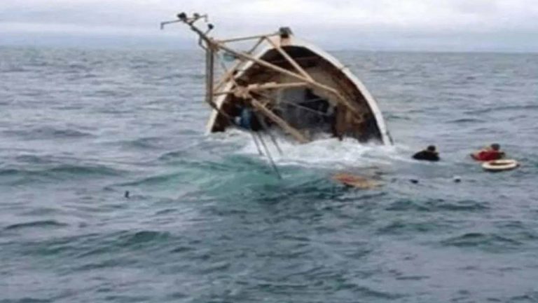 Boat Sink : యెమెన్‌లో పడవ మునిగి 13మంది మృతి..14మంది గల్లంతు