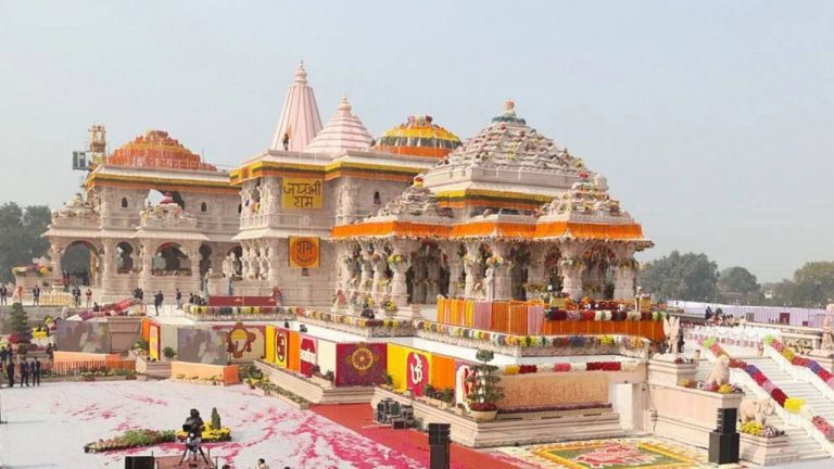 Ayodhya : రాములోరి ఎఫెక్ట్.. అయోధ్యలో ఆకాశాన్నంటుతున్న భూముల ధర