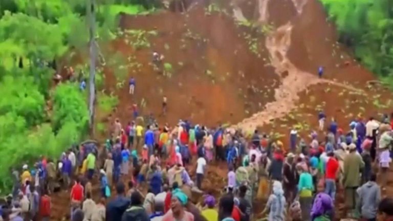 Landslides : ఇథియోపియాలో విరిగిపడిన కొండచరియలు 13మంది మృతి.. పదుల సంఖ్యలో గల్లంతు