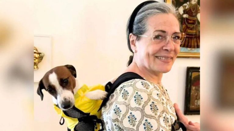 Sonia Gandhi : ‘నూరి’తో పోజులిచ్చిన సోనియా గాంధీ.. తల్లి ఫోటో షేర్ చేసిన రాహుల్