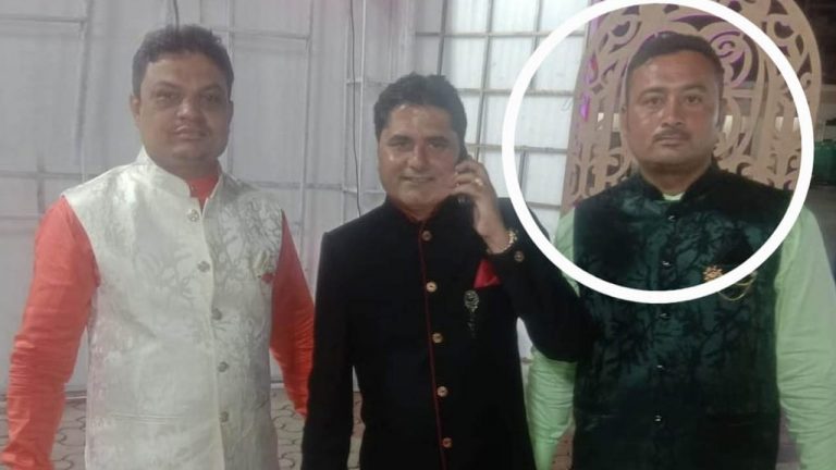 Hyderabad Crime: పాతబస్తీలో దారుణ హత్య.. కళ్లలో కారం నీళ్లు చల్లి కాల్పులు..