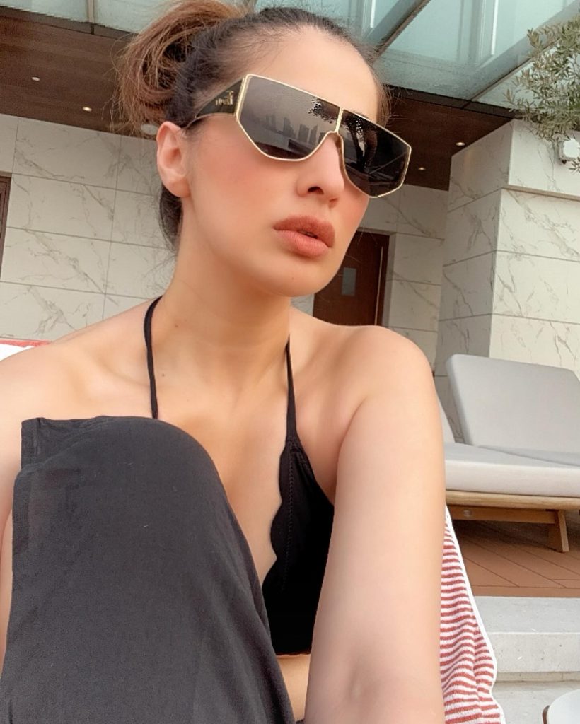 Raai Laxmi 6