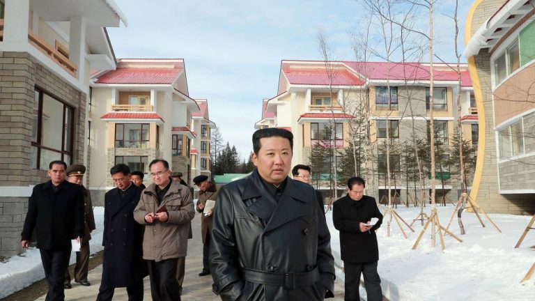 North Korea: విదేశీ టూరిస్టులకు శుభవార్త చెప్పిన నియంత కిమ్..