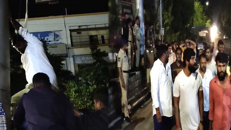 Harish Rao Flexi: సిద్దిపేటలో అర్ధరాత్రి టెన్షన్ వాతావరణం..