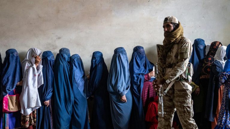 Afghanistan: మహిళలకు కొత్త ఆంక్షలు విధించిన తాలిబన్ ప్రభుత్వం..