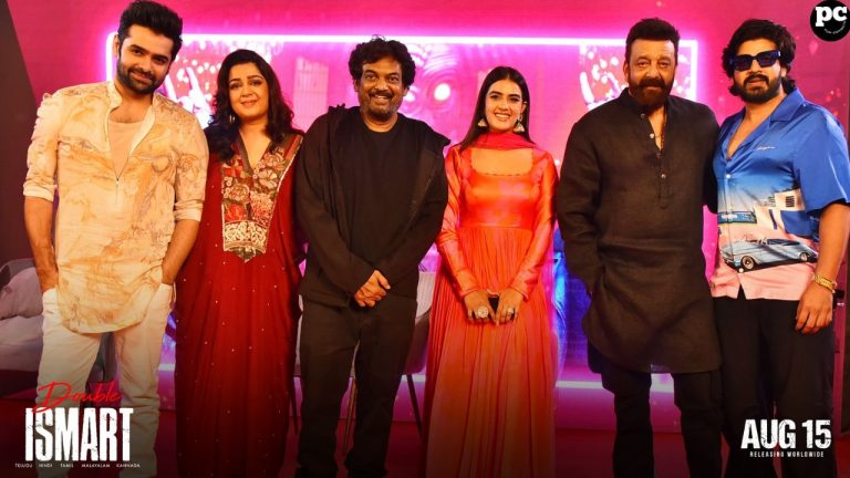 Double Ismart: అదే జరిగితే ఆగస్టు 15 రిలీజ్ కష్టమే.. అసలేం జరిగిదంటే..?