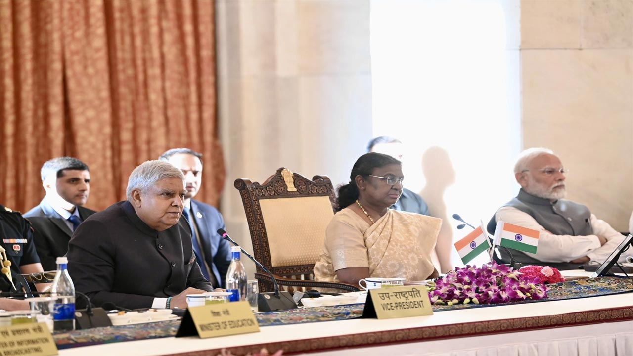 Delhi: ఢిల్లీలో ముగిసిన రెండ్రోజుల గవర్నర్ల సమావేశం.. ఏం చర్చించారంటే..!