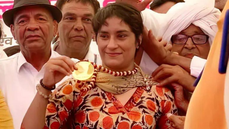 Vinesh Phogat: వినేశ్‌ ఫొగాట్‌కు గోల్డ్ మెడల్!